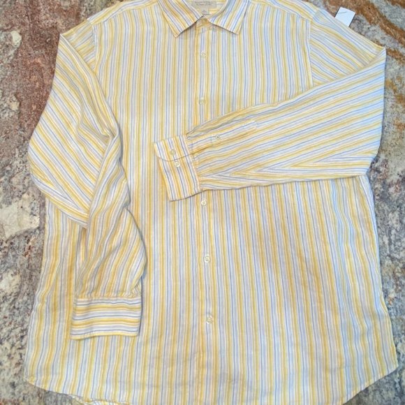 Banana Republic 100% Linen Button Down - XL - Picture 7 of 10